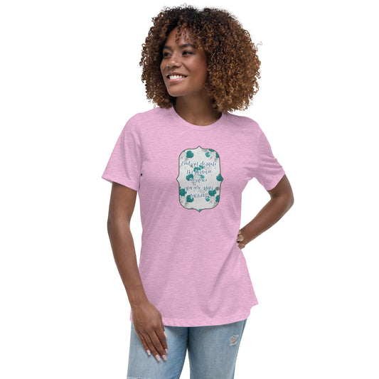 Despite the look on my face Women's Relaxed T-Shirt